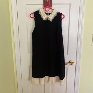 Lace collar swing dress